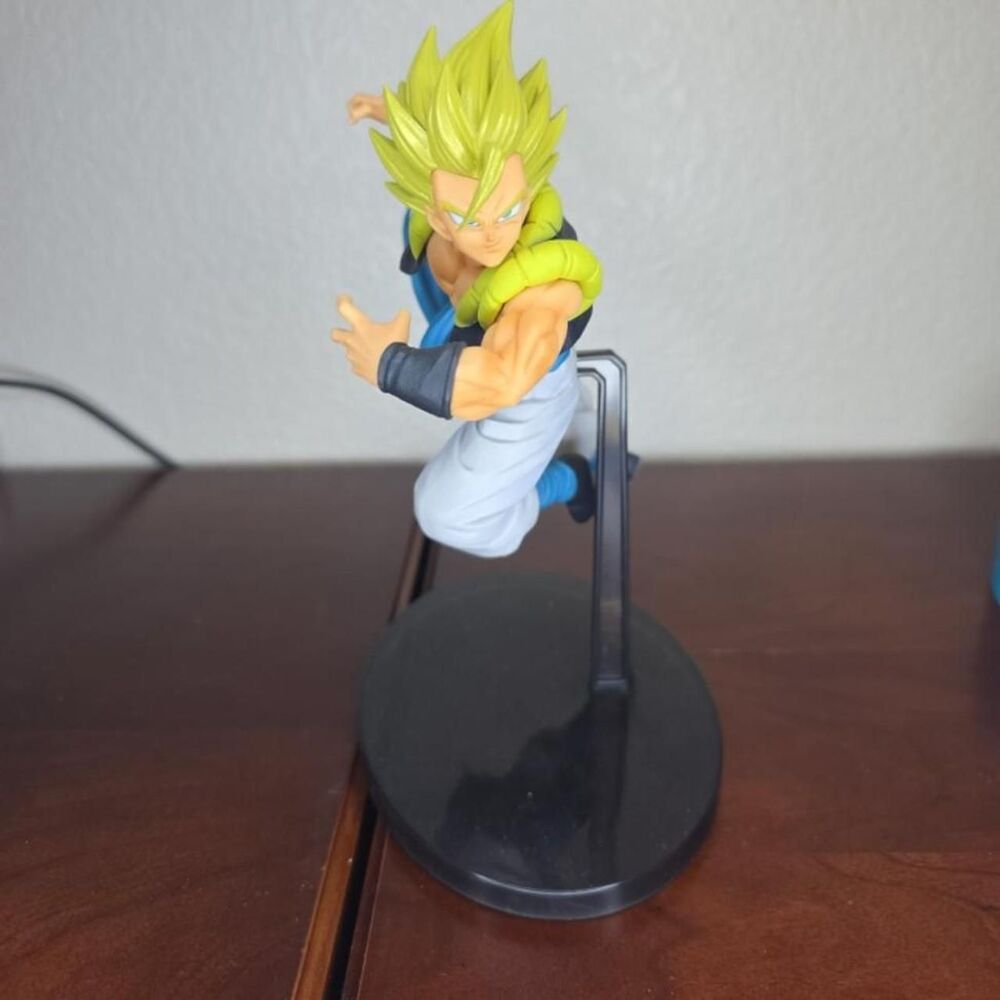 Dragon Ball Super Saiyan Gogeta figure